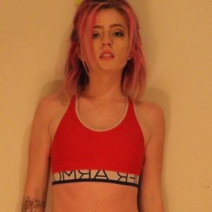 NIKE & UA Work Out BUNDLE !!